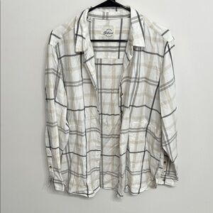 Jachs Girlfriend Cream and Gray Plaid Shirt